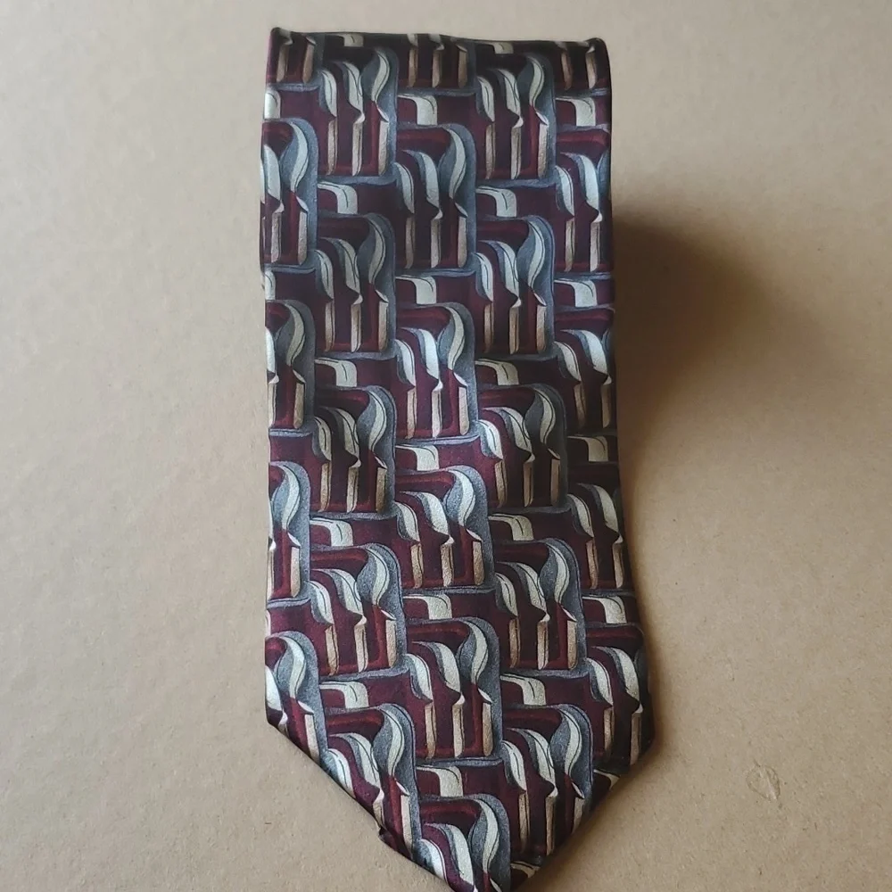 Beatles Birthday silk tie Apple Corp Llc. Maroon & Gray one size